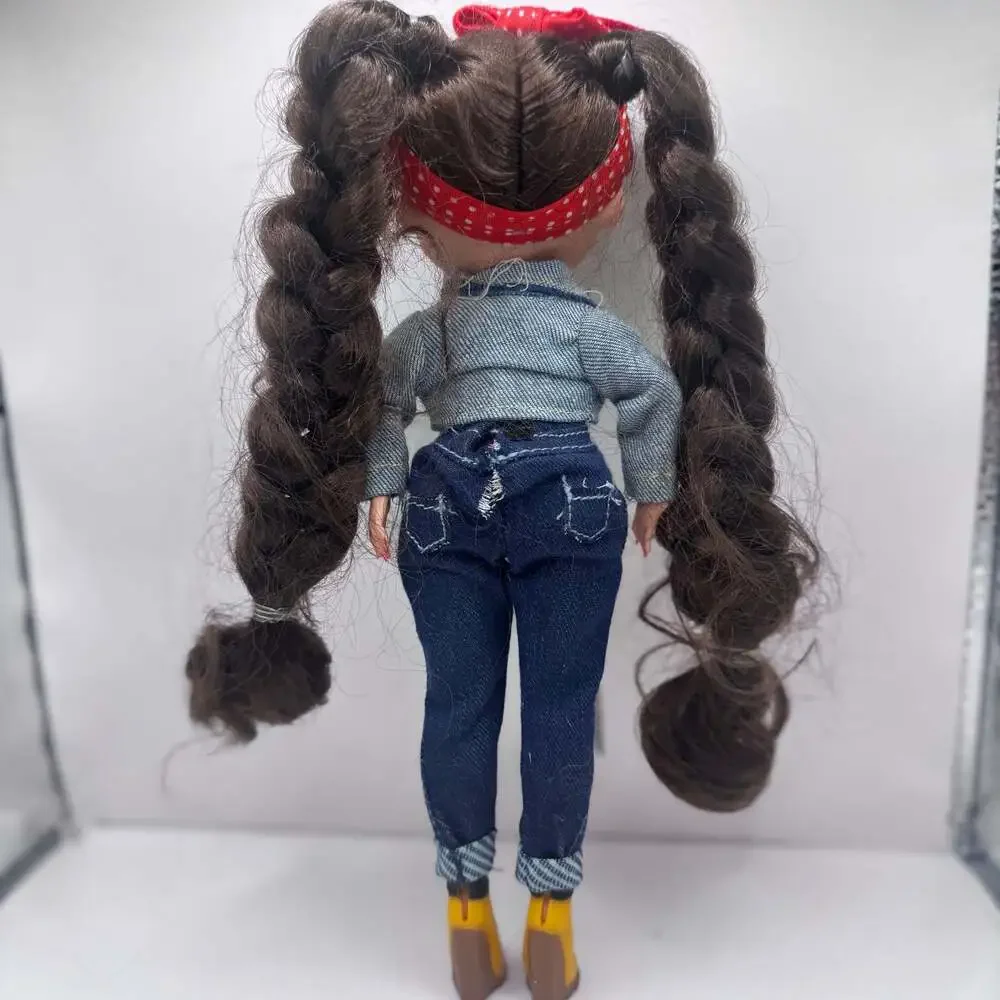 L.O.L. Surprise! O.M.G. Series 2 Busy B.B. Fashion Doll